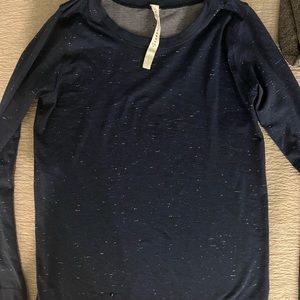 Lululemon - swiftly tech long sleeve